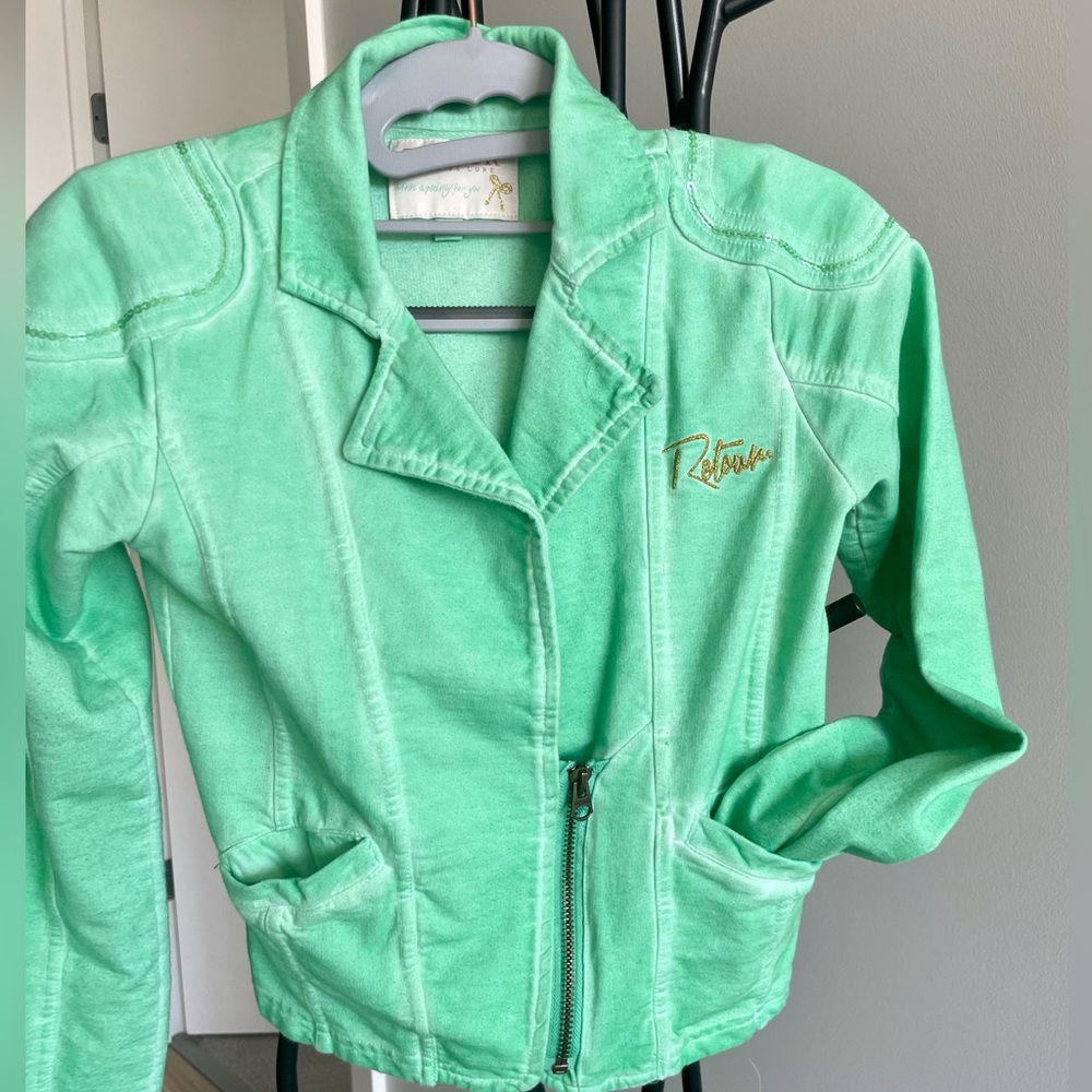 girls denim jacket in 12 (10-12 yrs)